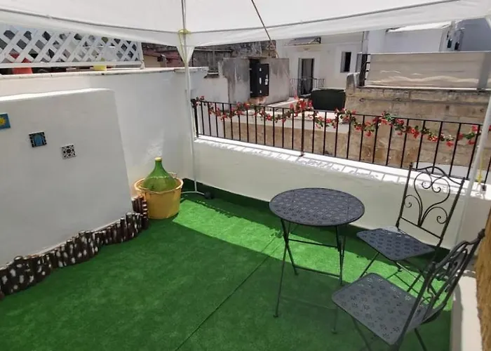 Il Castello فندق مبيت وإفطار 3*